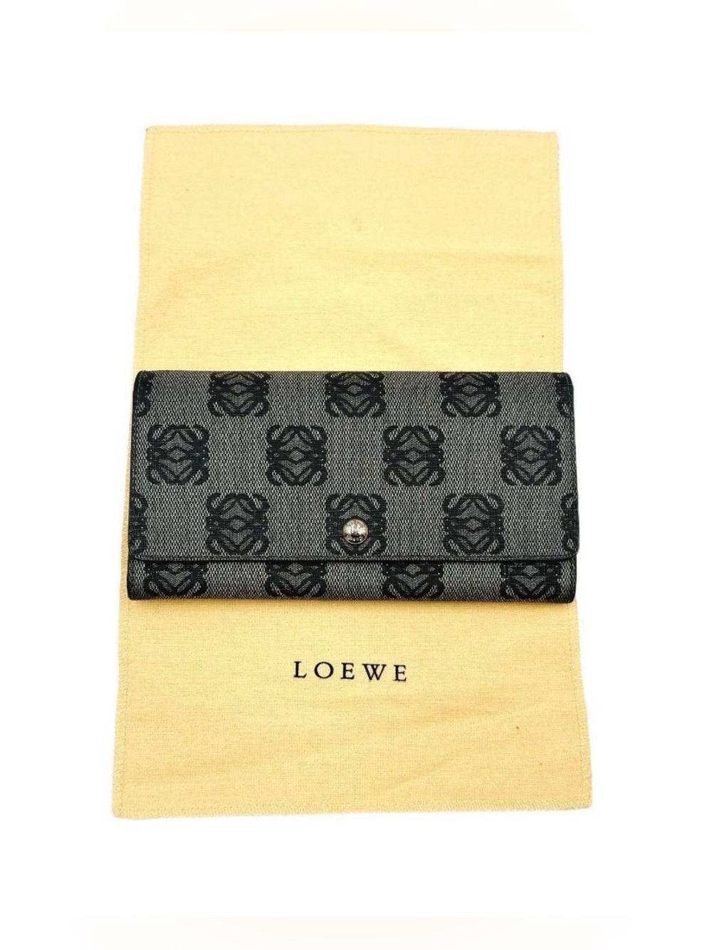 LOEWE Anagram Canvas Continental Wallet
Grey/Black Full Size Long Wallet RA COA